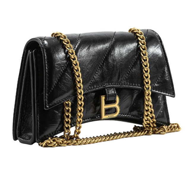 Сумка Crush Small Chain Bag Quilted in Black 716351210IT1000