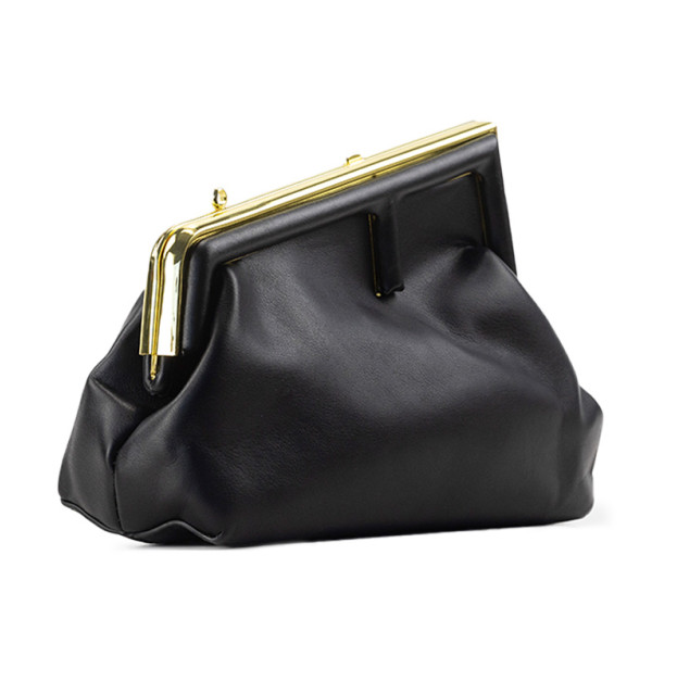 Сумка First Midi Black 8BP137ABVEF0KUR