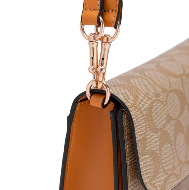 Сумка Brynn Flap Crossbody In Signature Canvas Beige CX435