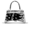 Сумка Hourglass Small Handbag Graffiti in White 5937500GUSA2000