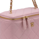 Сумка Classic Powder Lambskin Pearl Crush Vanity Bag Gold B77890 F56435 PI811