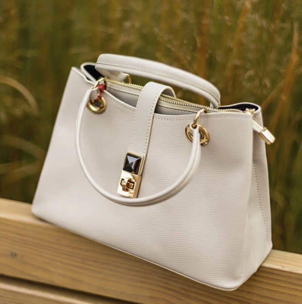 Daily Tote Beige Bag